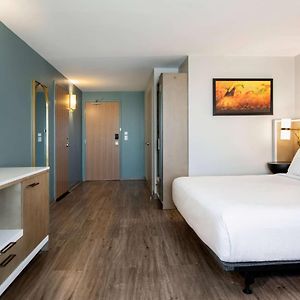 1 King Bed Mobility Accessible Room Bathtub w or Grab Bars Non-Smoking